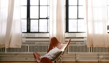 Leather-Clad Leisure Chair